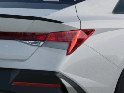 Hyundai Elantra SEL Sport IVT 2026