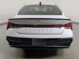 Hyundai Elantra SEL Sport IVT 2026