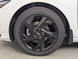 Hyundai Elantra SEL Sport IVT 2026