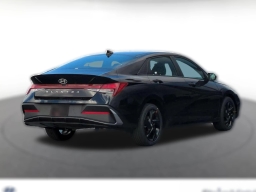 Hyundai Elantra SEL Sport IVT 2026