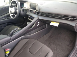 Hyundai Elantra SEL Sport IVT 2026