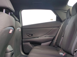 Hyundai Elantra SEL Sport IVT 2026