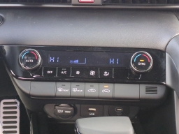 Hyundai Elantra SEL Sport IVT 2026