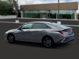 Hyundai Elantra SEL Sport IVT 2026