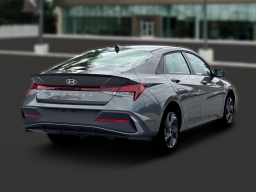 Hyundai Elantra SEL Sport IVT 2026