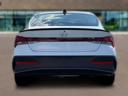 Hyundai Elantra SEL Sport IVT 2026
