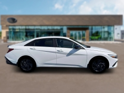 Hyundai Elantra SEL Sport IVT 2026