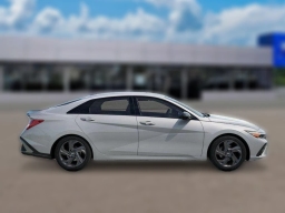 Hyundai Elantra SEL Sport IVT 2026
