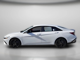 Hyundai Elantra SEL Sport IVT 2026
