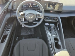 Hyundai Elantra SEL Sport IVT 2026