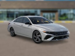 Hyundai Elantra SEL Sport IVT 2026