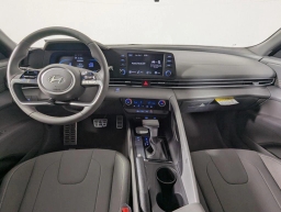 Hyundai Elantra SEL Sport IVT 2026