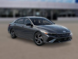 Hyundai Elantra SEL Sport IVT 2026