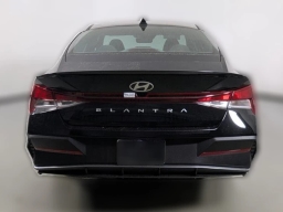 Hyundai Elantra SEL Sport IVT 2026