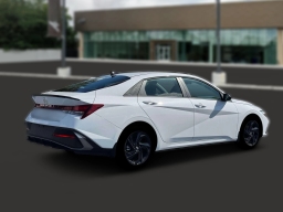 Hyundai Elantra SEL Sport IVT 2026