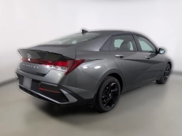 Hyundai Elantra SEL Sport IVT 2026