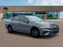 Hyundai Elantra SEL Sport IVT 2026