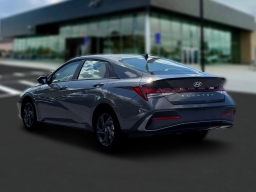 Hyundai Elantra SEL Sport IVT 2026