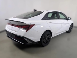 Hyundai Elantra SEL Sport IVT 2026