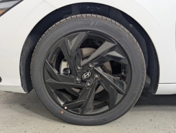 Hyundai Elantra SEL Sport IVT 2026