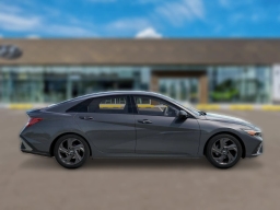 Hyundai Elantra SEL Sport IVT 2026