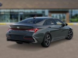 Hyundai Elantra SEL Sport IVT 2026