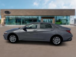 Hyundai Elantra Hybrid Blue Sedan 2026