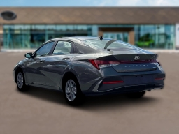 Hyundai Elantra Hybrid Blue Sedan 2026