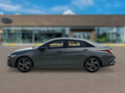 Hyundai Elantra Hybrid SEL Sport Sedan 2026