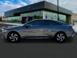 Hyundai Elantra Hybrid SEL Sport DCT 2025