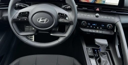 Hyundai Elantra Hybrid SEL Sport DCT 2025