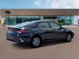 Hyundai Elantra Hybrid Blue Sedan 2026
