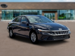 Hyundai Elantra Hybrid Blue Sedan 2026