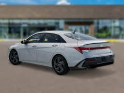 Hyundai Elantra Hybrid SEL Sport Sedan 2026