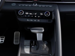 Hyundai Elantra Hybrid SEL Sport Sedan 2026