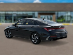 Hyundai Elantra Hybrid Limited Sedan 2026