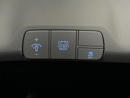 Hyundai Elantra Hybrid Limited Sedan 2026