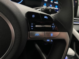 Hyundai Elantra Hybrid Limited Sedan 2026