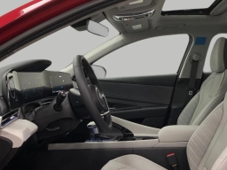 Hyundai Elantra Hybrid Limited Sedan 2026