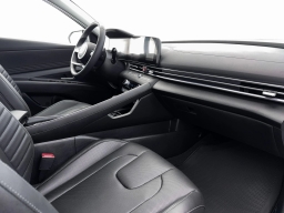 Hyundai Elantra Hybrid Limited Sedan 2026