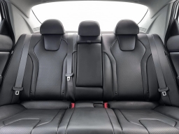 Hyundai Elantra Hybrid Limited Sedan 2026