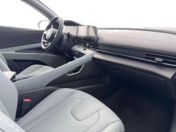 Hyundai Elantra Hybrid Limited Sedan 2026