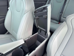 Hyundai Elantra Hybrid Limited Sedan 2026