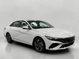 Hyundai Elantra Hybrid Limited Sedan 2026