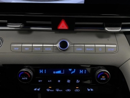 Hyundai Elantra Hybrid Limited Sedan 2026