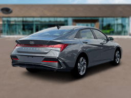 Hyundai Elantra Hybrid Limited Sedan 2026