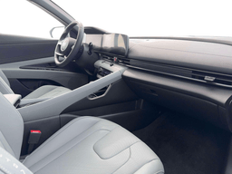 Hyundai Elantra Hybrid Limited Sedan 2026