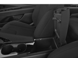 Hyundai Elantra Hybrid Limited Sedan 2026