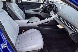 Hyundai Elantra Limited IVT 2026