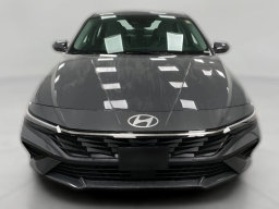 Hyundai Elantra Limited IVT 2026